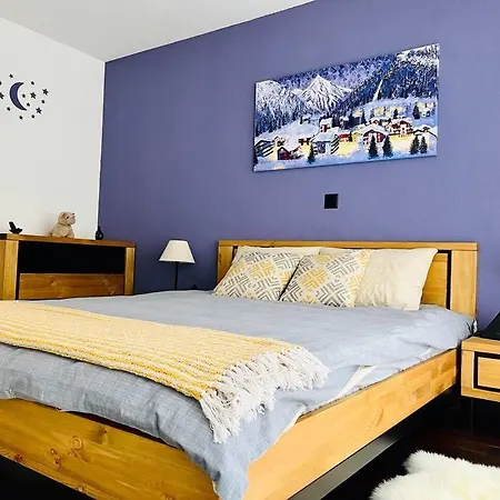 Perla Garden, Stylish *